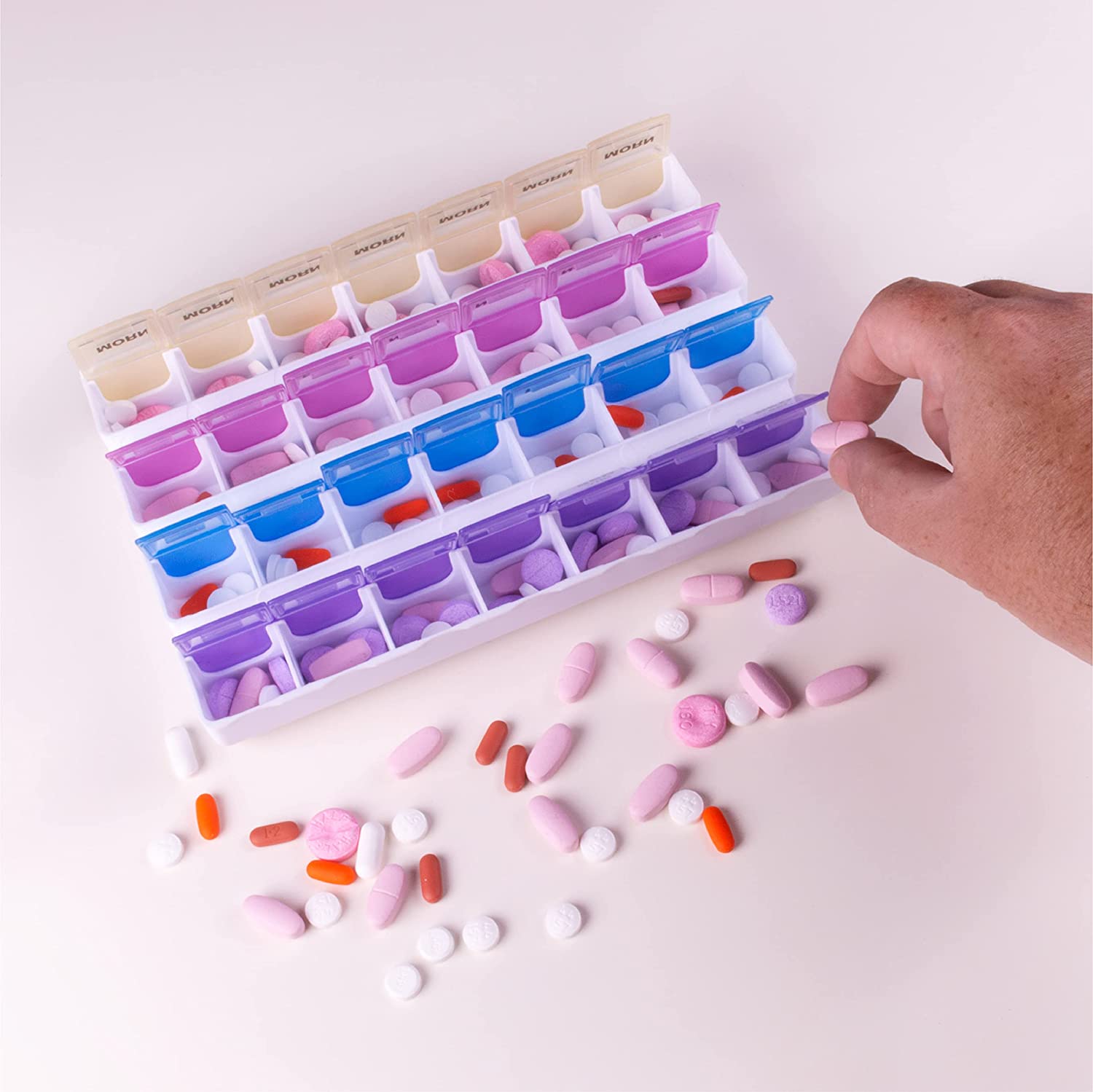 Fácil organizador de pastillas mensual semanal de 28 días con tapas transparentes